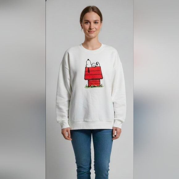 Peanuts Snoopy White Graphic Sweater - Picture 2 of 10